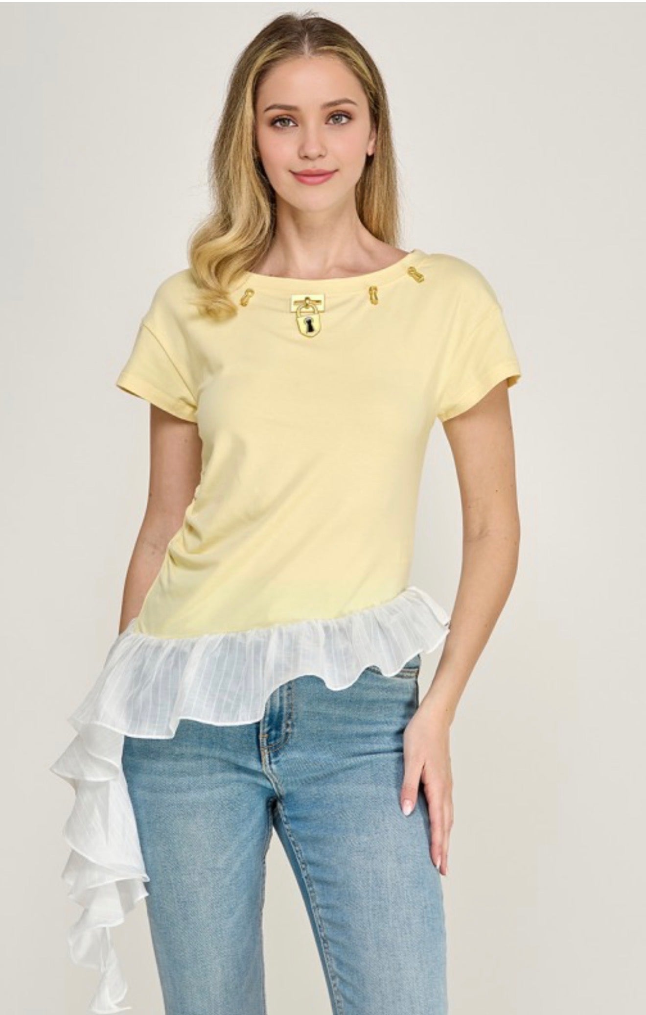 Ruffle Hem Gold Hardware Detail R Neck T Shirt (04-28-26)