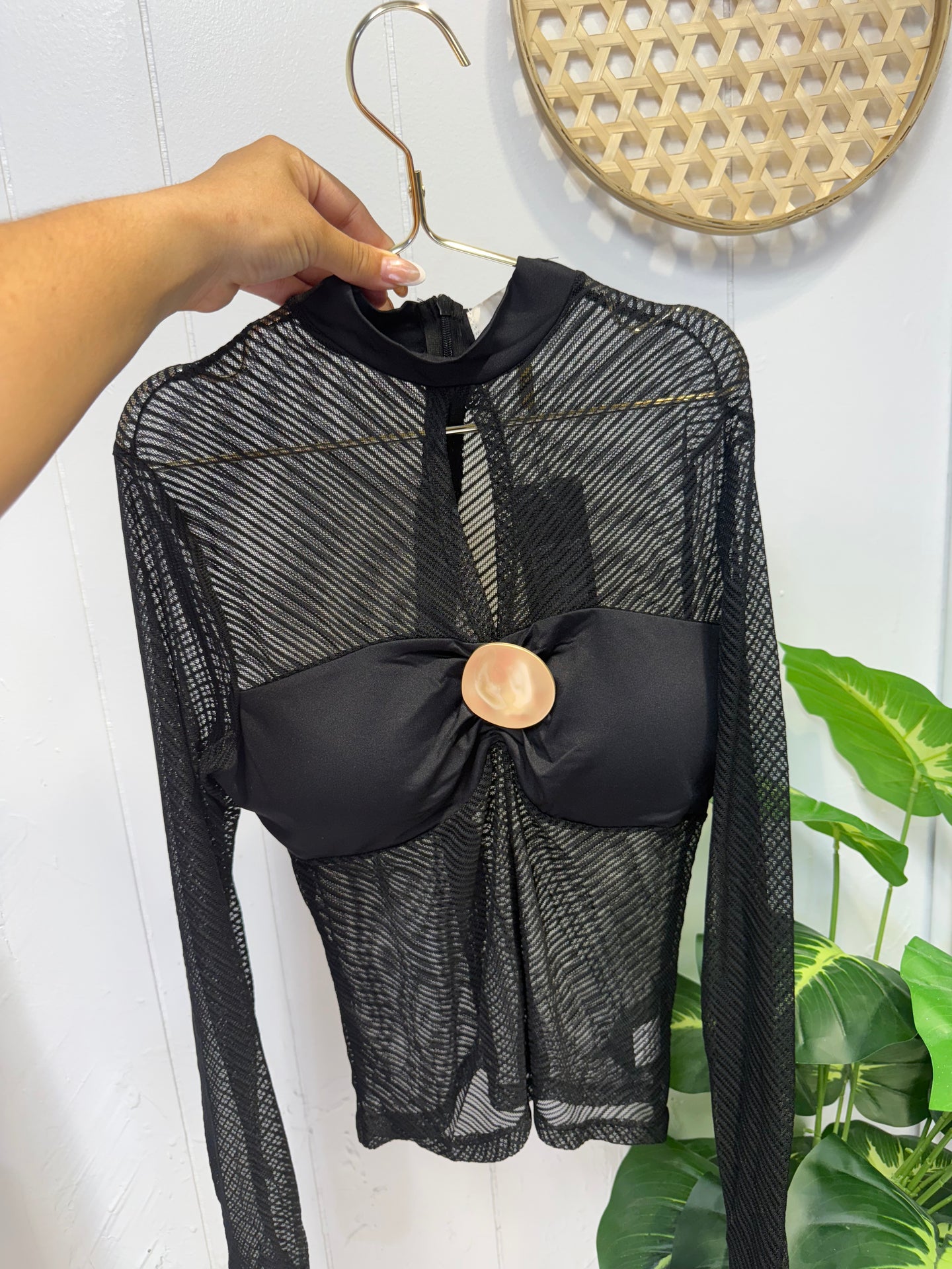 PEARL CHIC BLOUSE