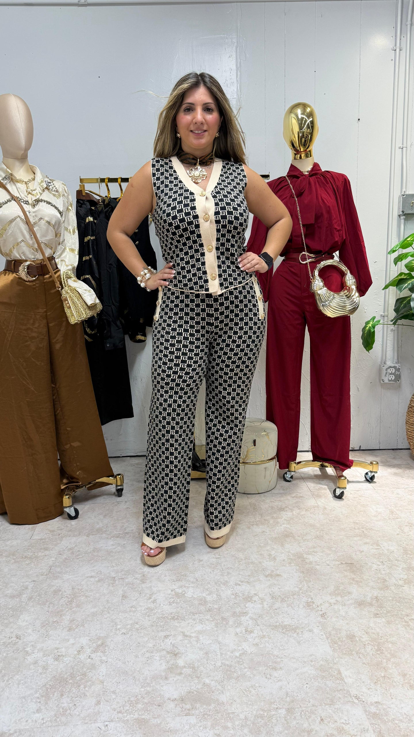 BLACK & NUDE CHIC SET