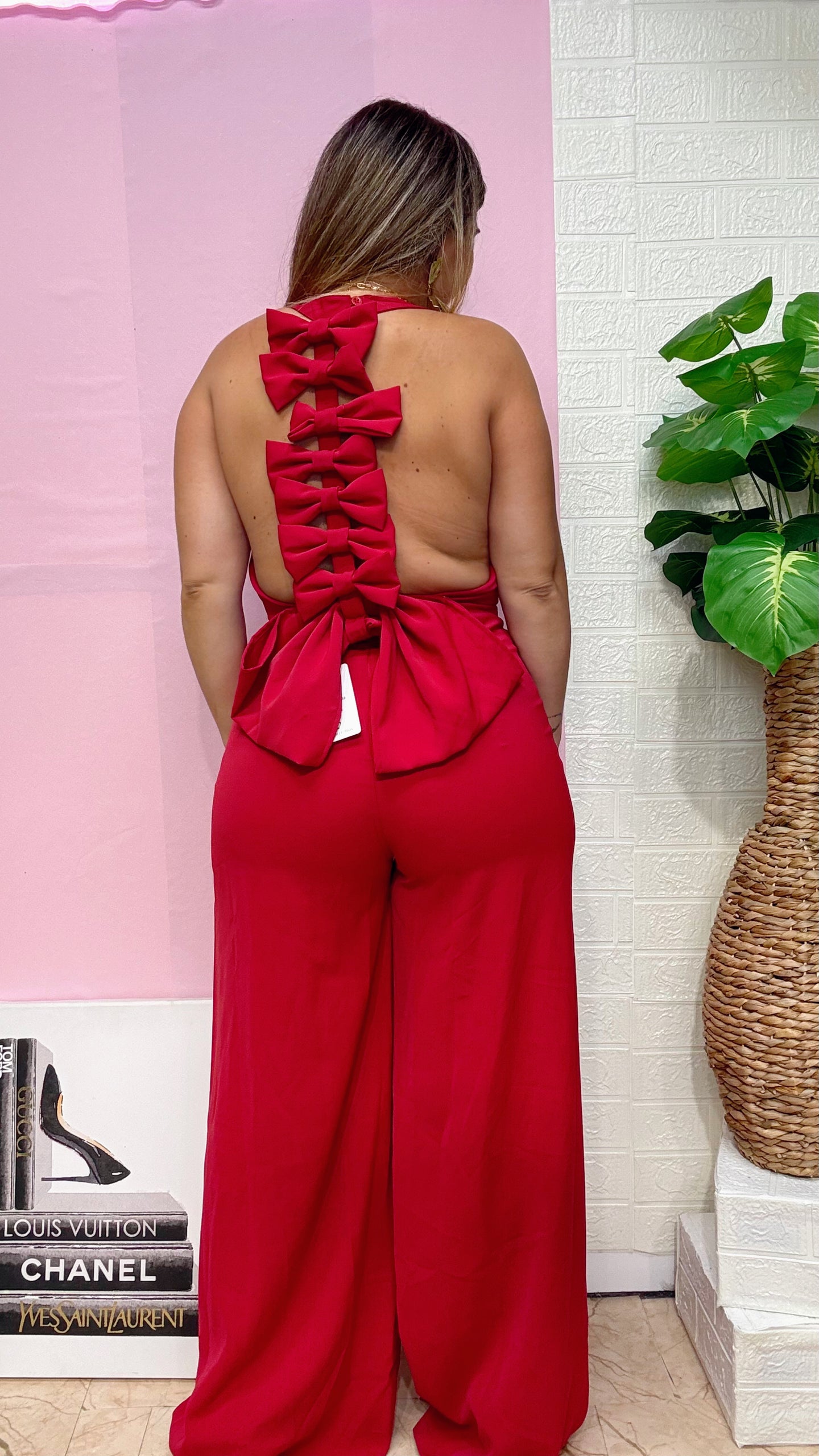 BACK BOWS JUMPSUIT
