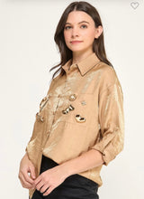 Metal Button Detail Luxer Shirt       (Llega 11-18)